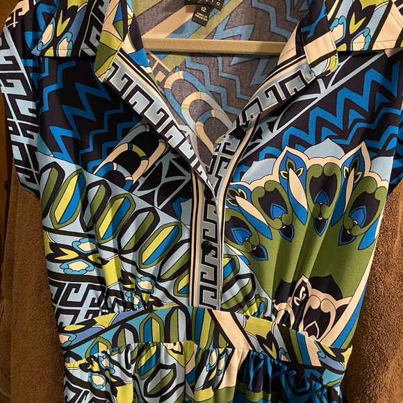 Colorful Geometric Patterned Dress - Picture 2 of 7